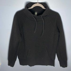 Black quilted sweatshirt